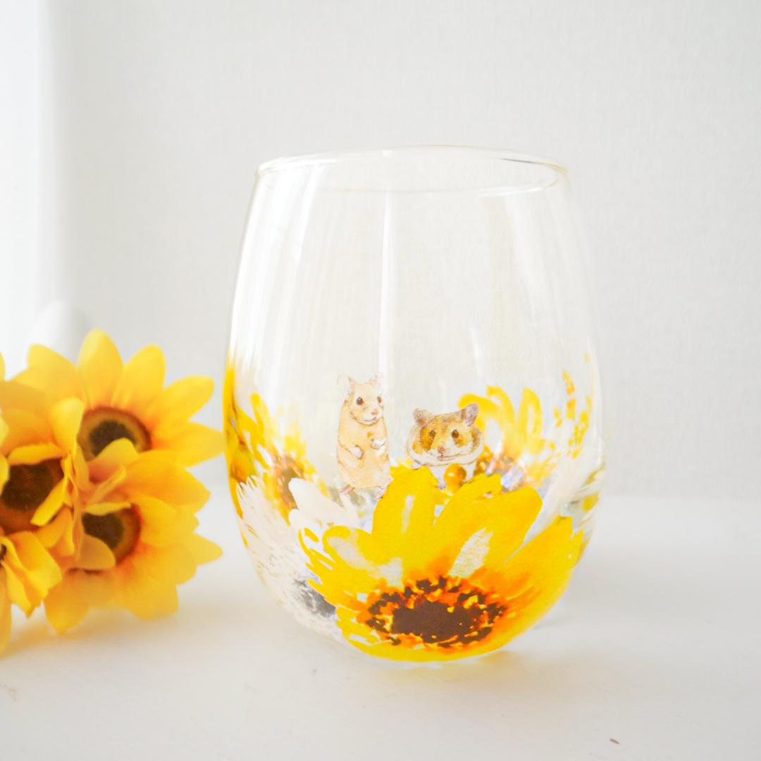 向日葵とハムスターのグラス